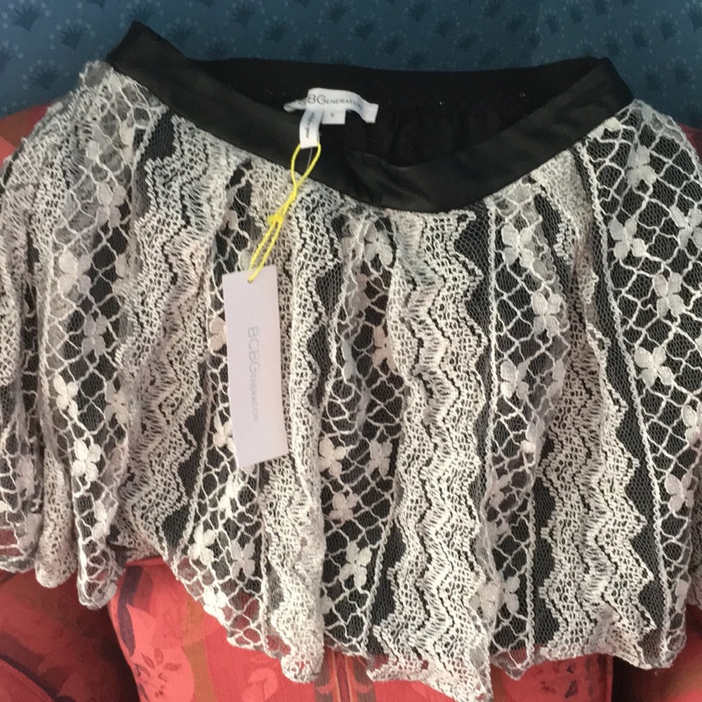 New adorable lace skirt
